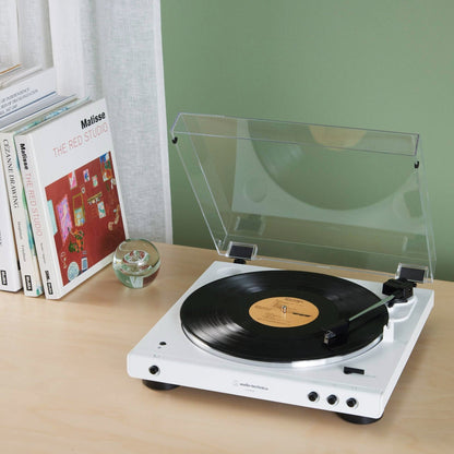 Audio-Technica Bluetooth Turntable, White - AT-LP60XBT-WW